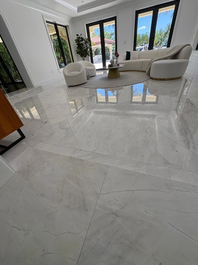 Clear Space Cleaning Services - Deep Cleaning - Post Construction - Move in Move Out - Commercial e Regular Cleaning in Framingham,MA