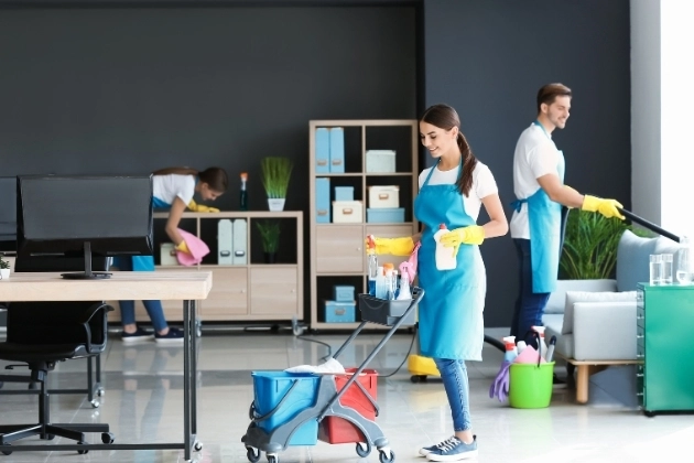 Clear Space Cleaning Services - Deep Cleaning - Post Construction - Move in Move Out - Commercial e Regular Cleaning in Framingham,MA